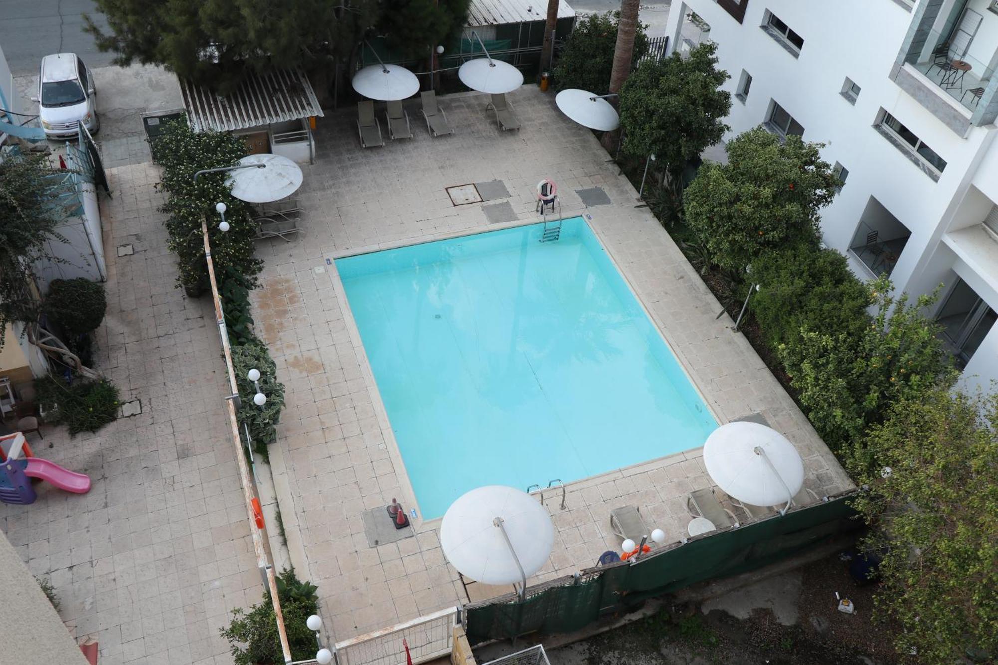 Sunflower Hotel Apartments Larnaca Extérieur photo